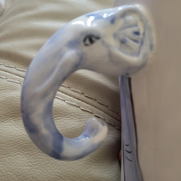 Unique Large White Cup Mug a Blue Elephant Head on the handle by Sherwood 3d - Picture 7 of 10